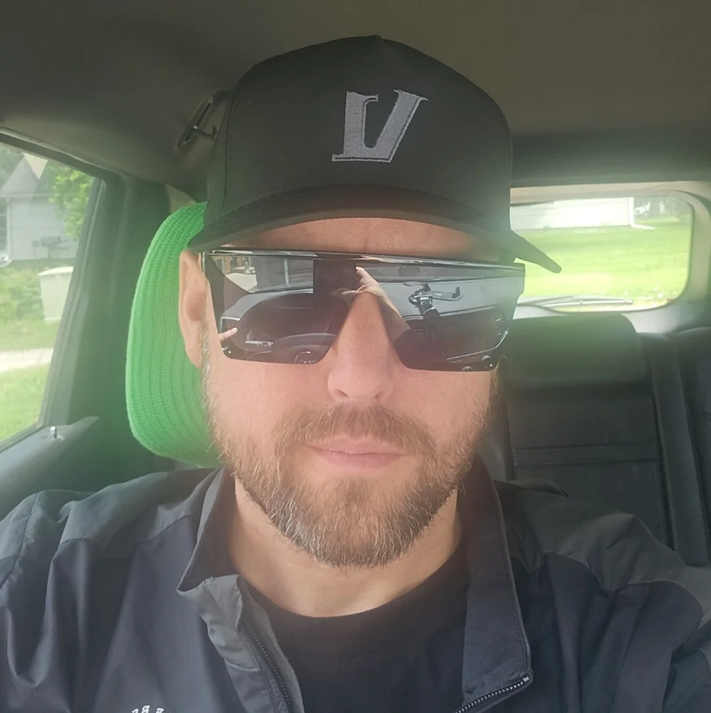 Sunglasses! Super Stylish! Oakley, Blenders, Nike, UNRL, BYLT, Gucci, LV NEW‼️😎